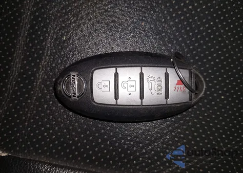 2016 Nissan Rogue Sl z USA, uszkodzony, nr VIN 5N1AT2MV8GC834499